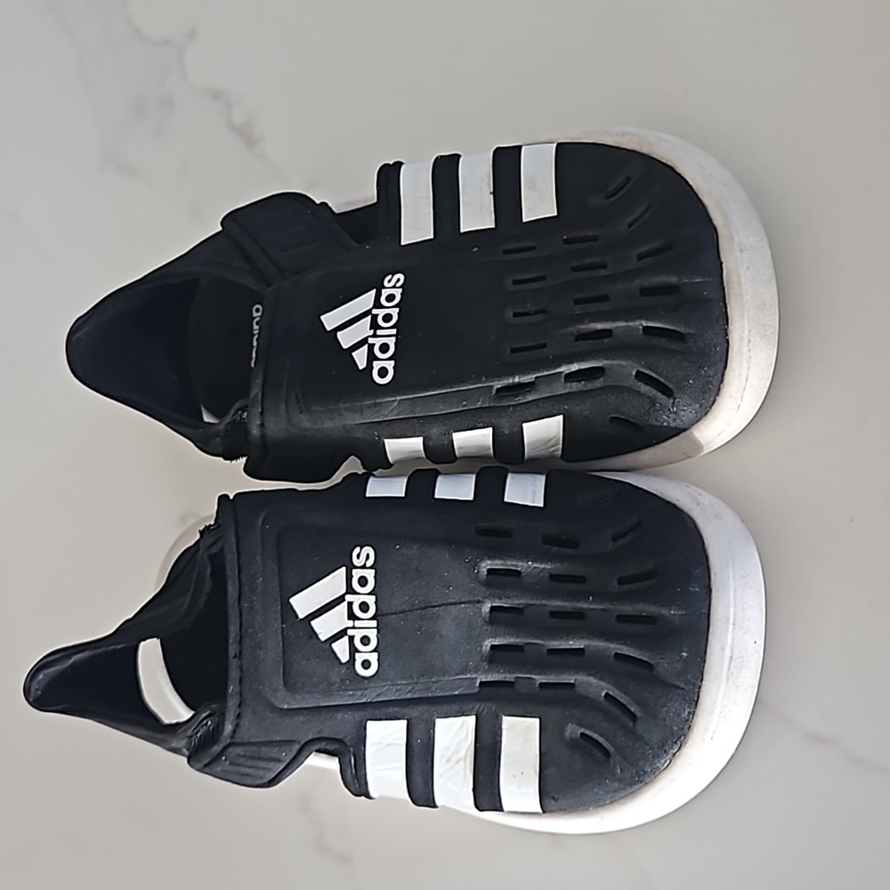 Kids sandles